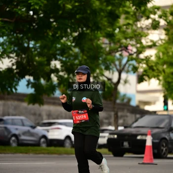 Runner Photo 4157419