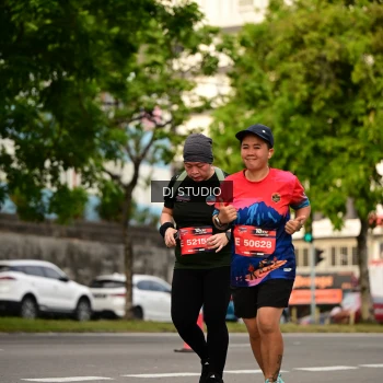 Runner Photo 4157437