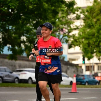 Runner Photo 4157449