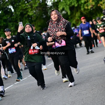 Runner Photo 4157453
