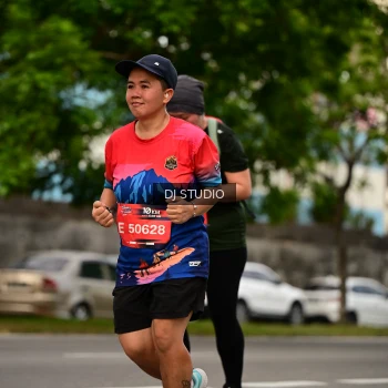 Runner Photo 4157464