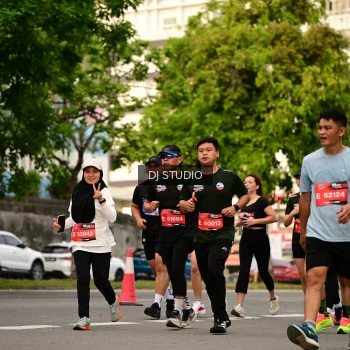 Runner Photo 4157510