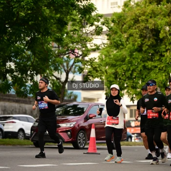 Runner Photo 4157511
