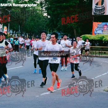 Runner Photo 415752
