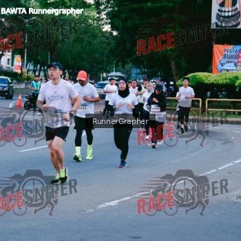 Runner Photo 415753