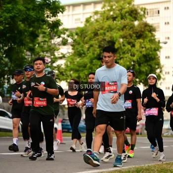 Runner Photo 4157534