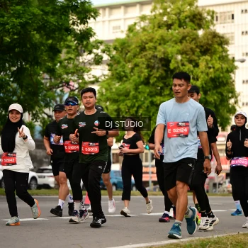 Runner Photo 4157536