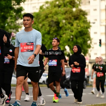 Runner Photo 4157554