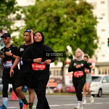 Runner Photo 4157568