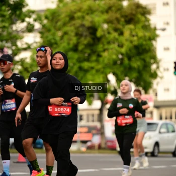 Runner Photo 4157573