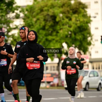 Runner Photo 4157574