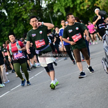 Runner Photo 4157590