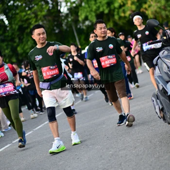 Runner Photo 4157606
