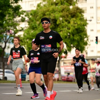 Runner Photo 4157611