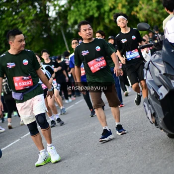 Runner Photo 4157623