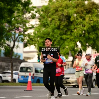 Runner Photo 4157624