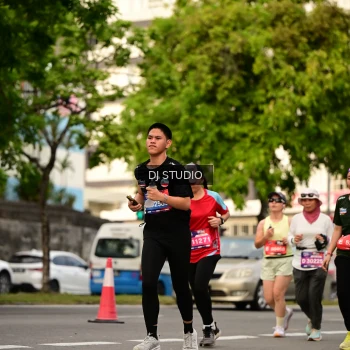 Runner Photo 4157627