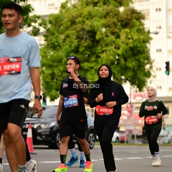 Runner Photo 4157631