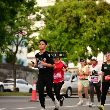 Runner Photo 4157634