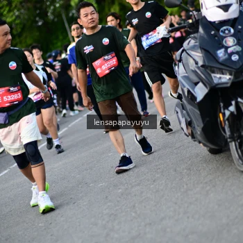 Runner Photo 4157636