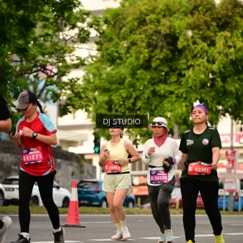 Runner Photo 4157638