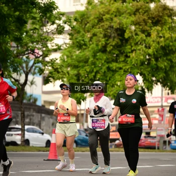Runner Photo 4157640