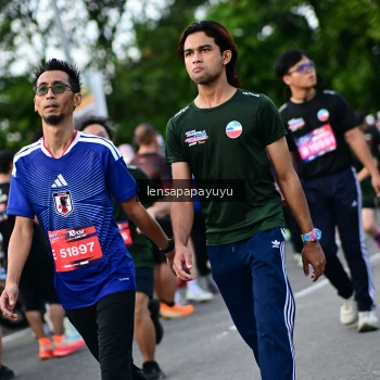 Runner Photo 4157655