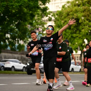 Runner Photo 4157693