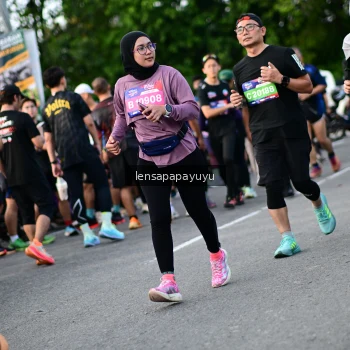 Runner Photo 4157723