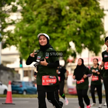 Runner Photo 4157759