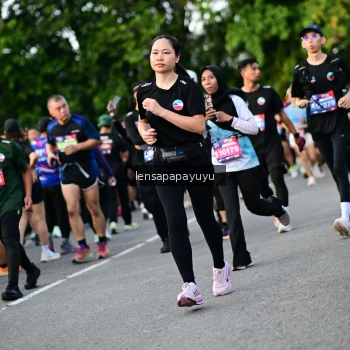 Runner Photo 4157760