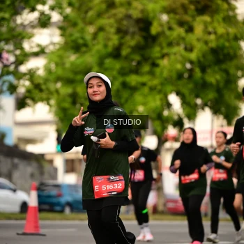 Runner Photo 4157763