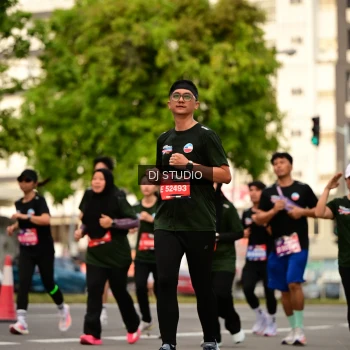 Runner Photo 4157774