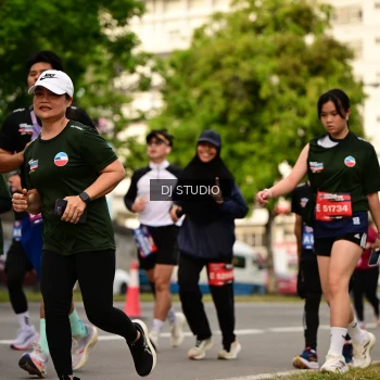 Runner Photo 4157798