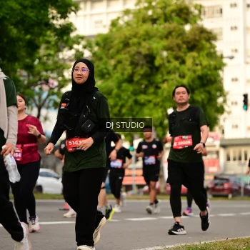Runner Photo 4157853