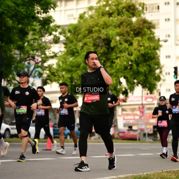Runner Photo 4157856