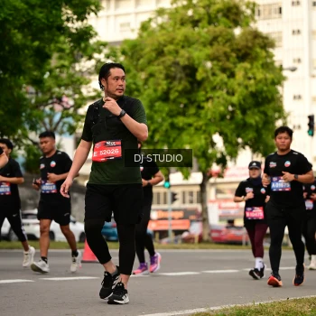 Runner Photo 4157858
