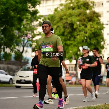 Runner Photo 4157913