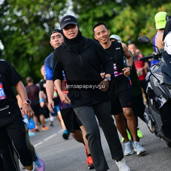 Runner Photo 4157972