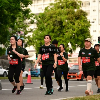 Runner Photo 4158037