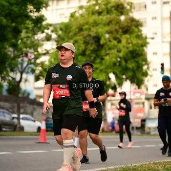 Runner Photo 4158060