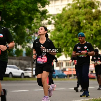 Runner Photo 4158073