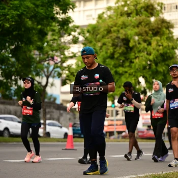 Runner Photo 4158085