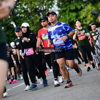 Runner Photo 4158090