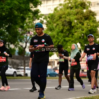 Runner Photo 4158095