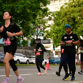 Runner Photo 4158103