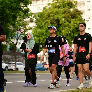 Runner Photo 4158105