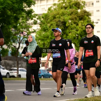 Runner Photo 4158106