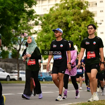 Runner Photo 4158112