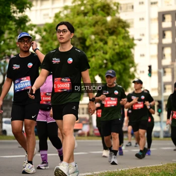 Runner Photo 4158120